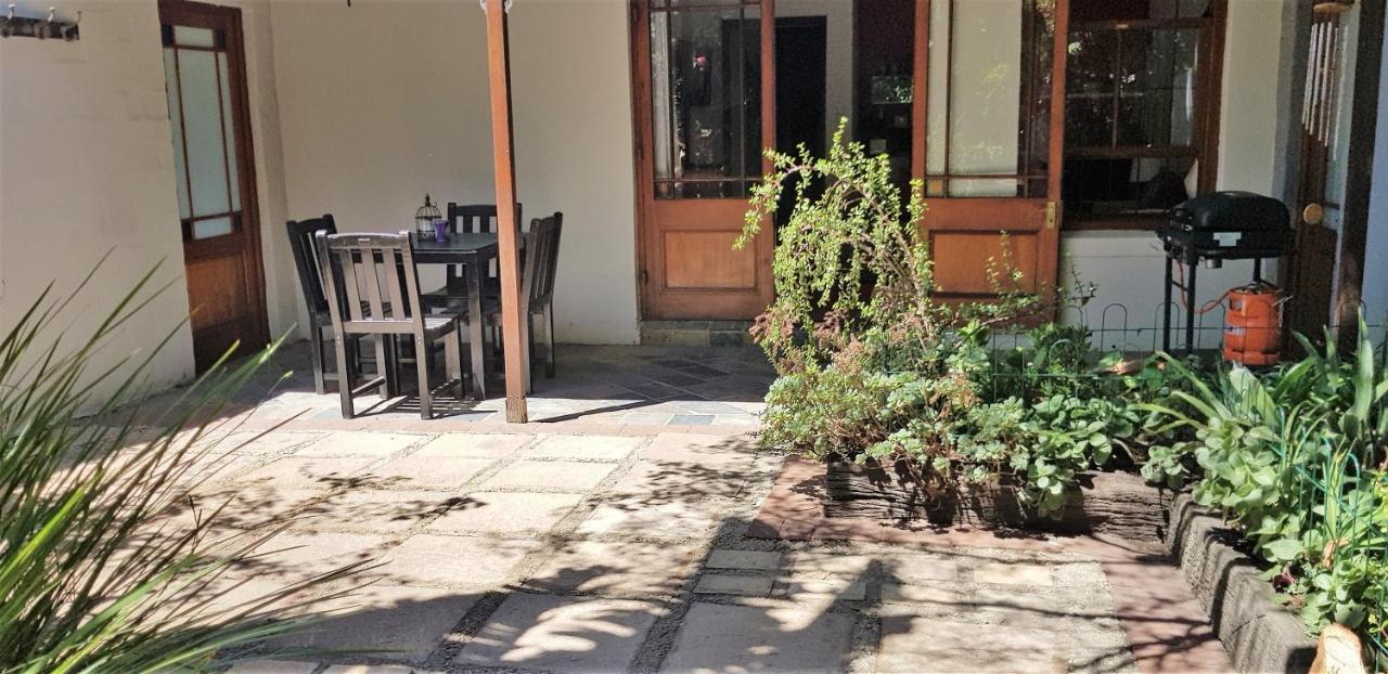 Hemel En Aarde Village Accommodation Херманус Екстериор снимка