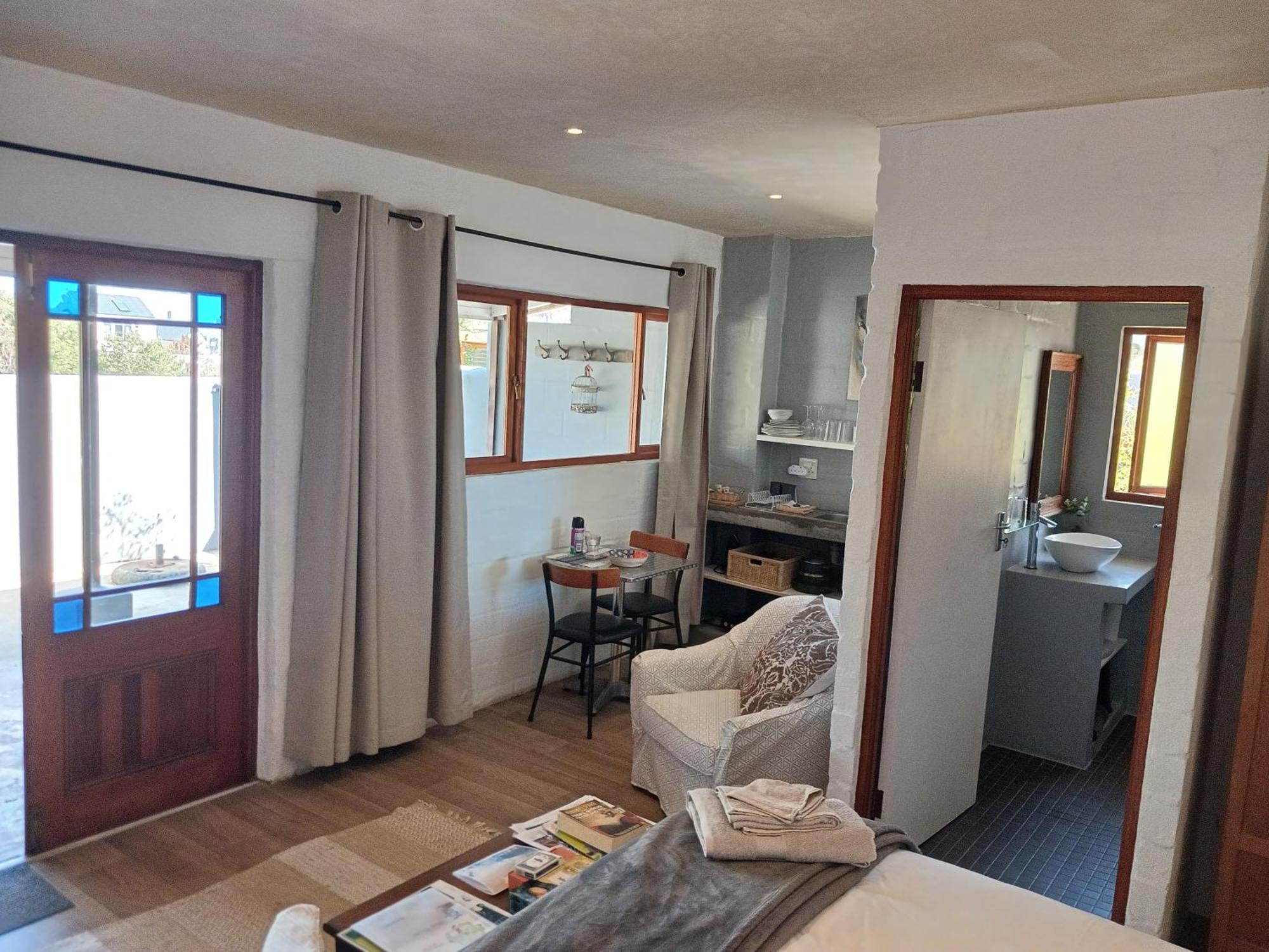 Hemel En Aarde Village Accommodation Херманус Екстериор снимка