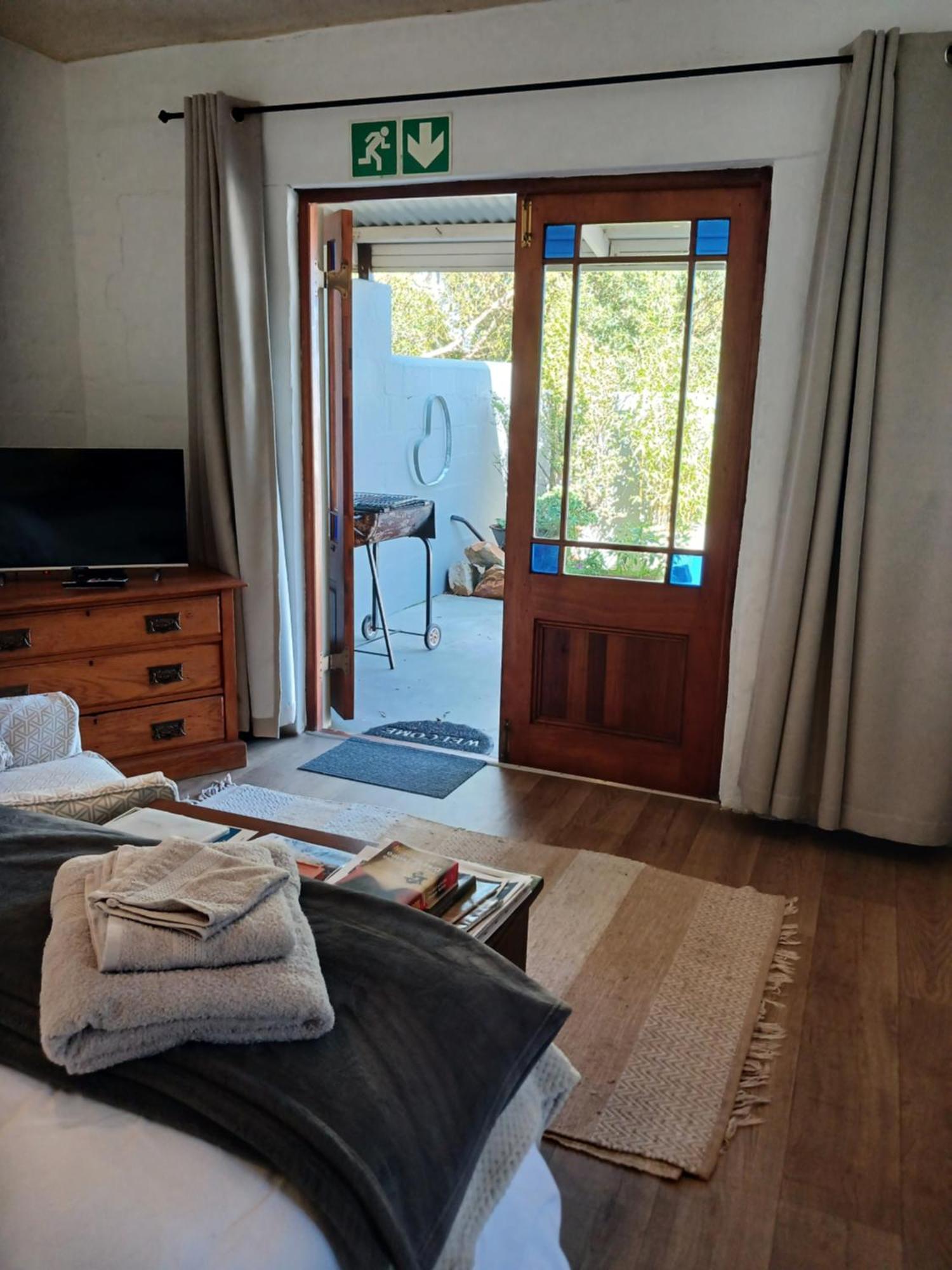 Hemel En Aarde Village Accommodation Херманус Екстериор снимка